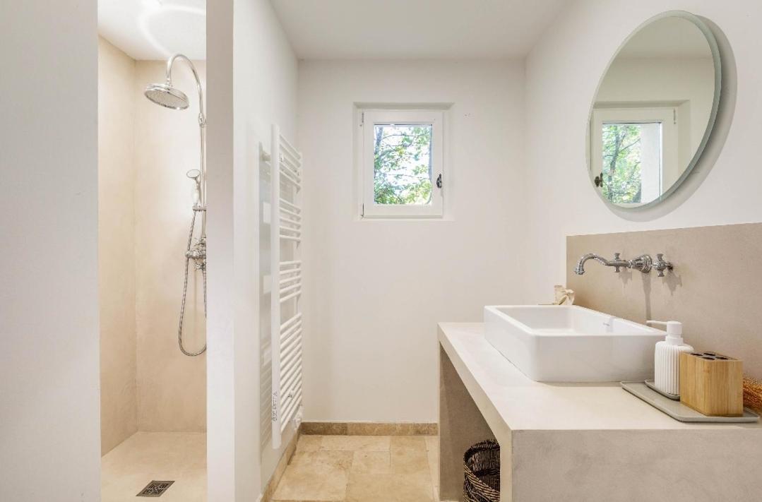 Le Cabanon Bed & Breakfast Menerbes Luaran gambar